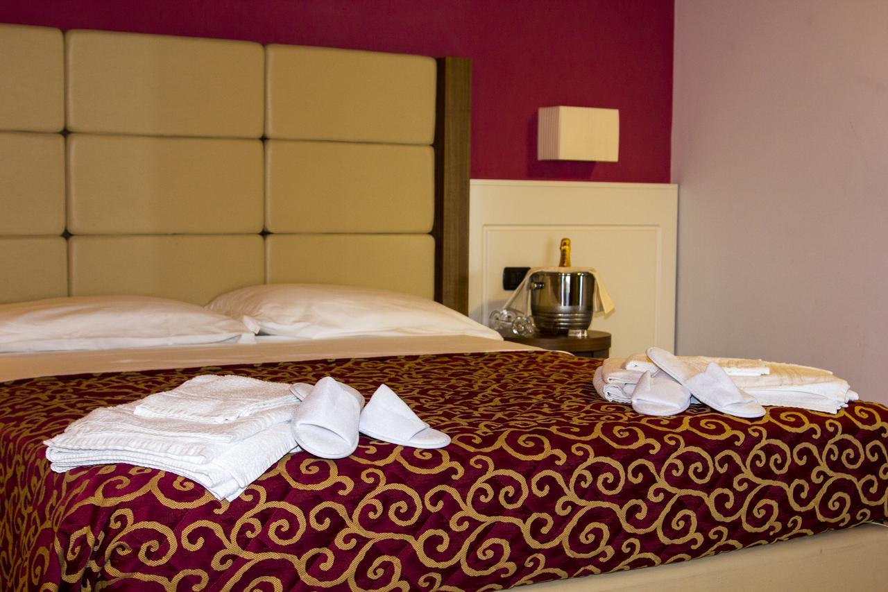 Hotel Eridano Sannazzaro de' Burgondi Room photo